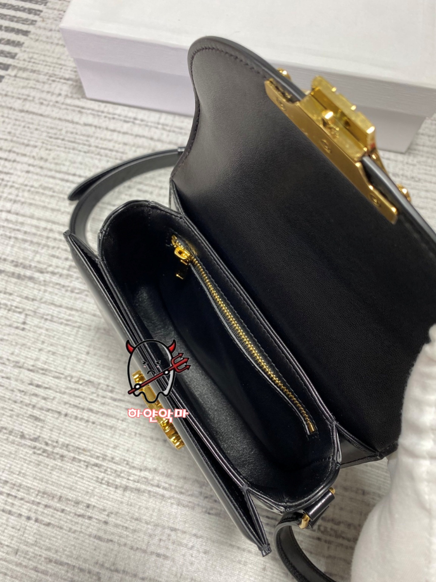 1KakaoTalk_20230213_121852259_09.jpg