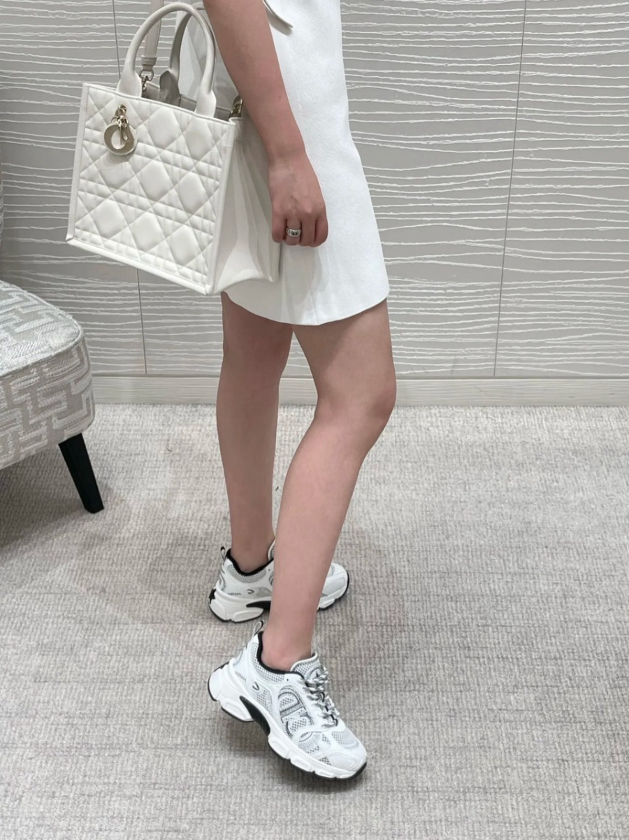 해외명품정보공유및도소매공급_사진_20240618_8.jpg
