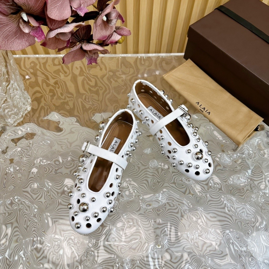 알라이아 신발 (10).jpg