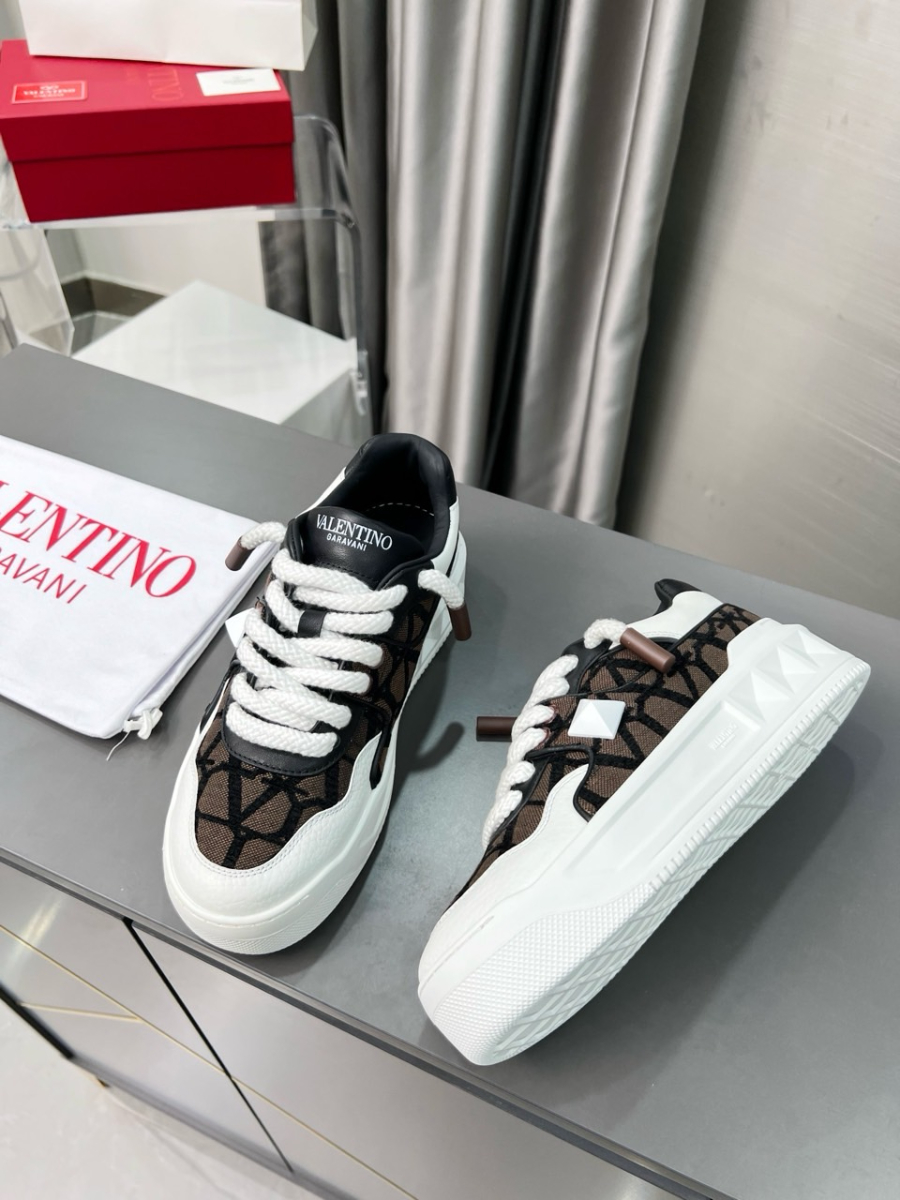 하얀악마 발렌티노 운동화 (4).jpg