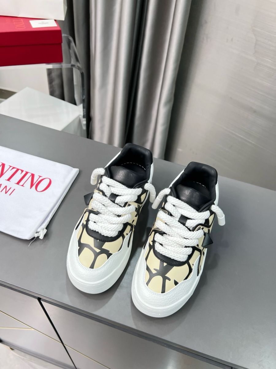하얀악마 발렌티노 운동화 (21).jpg