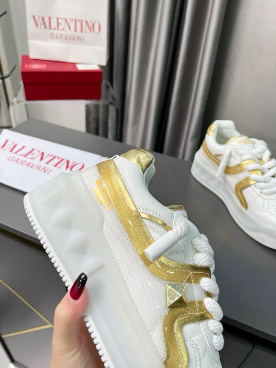 하얀악마 발렌티노 운동화 (14).jpg