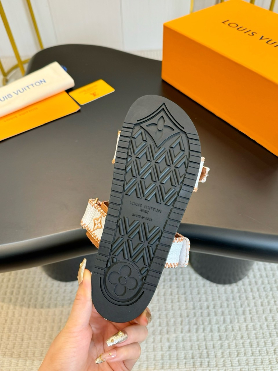 하얀악마 루이비통 슬리퍼 (18).jpg