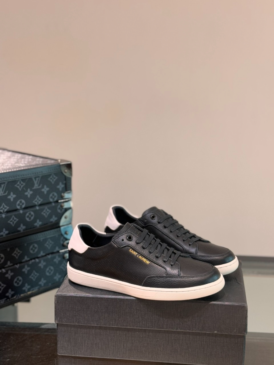 하얀악마 생로랑 운동화 (3).jpg