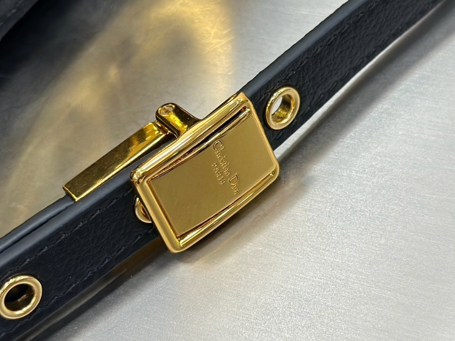 하얀악마 디올 카로백 (14).jpg