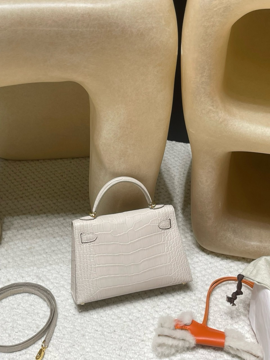 하얀악마 에르메스 미니켈리 (18).jpg