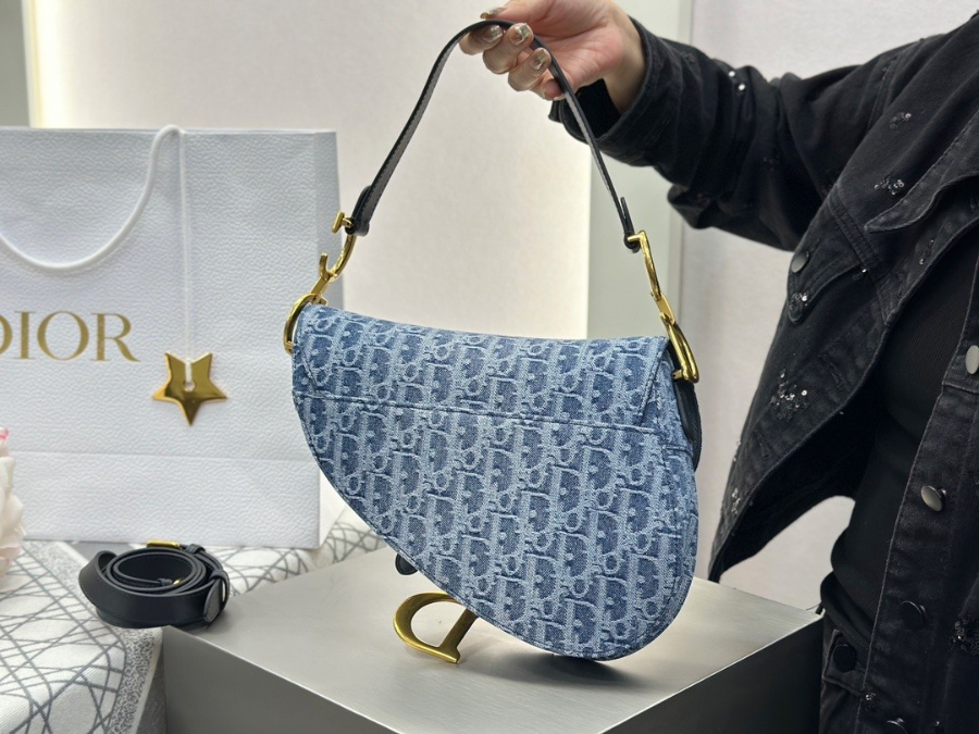 하얀악마 디올 새들백 (5).jpg