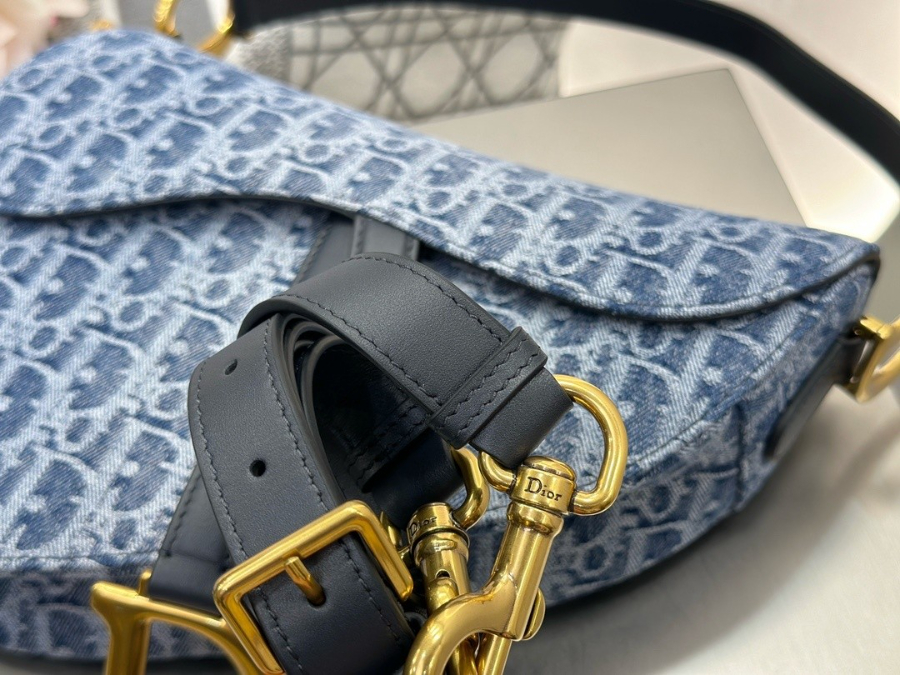 하얀악마 디올 새들백 (18).jpg