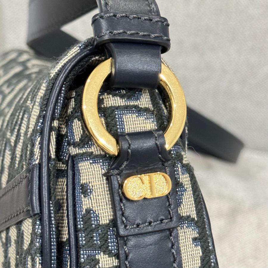 하얀악마 디올 베사체 (7).jpg