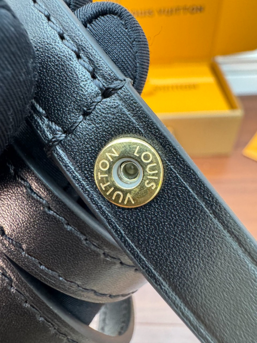 하얀악마 루이비통 월릿 (14).jpg