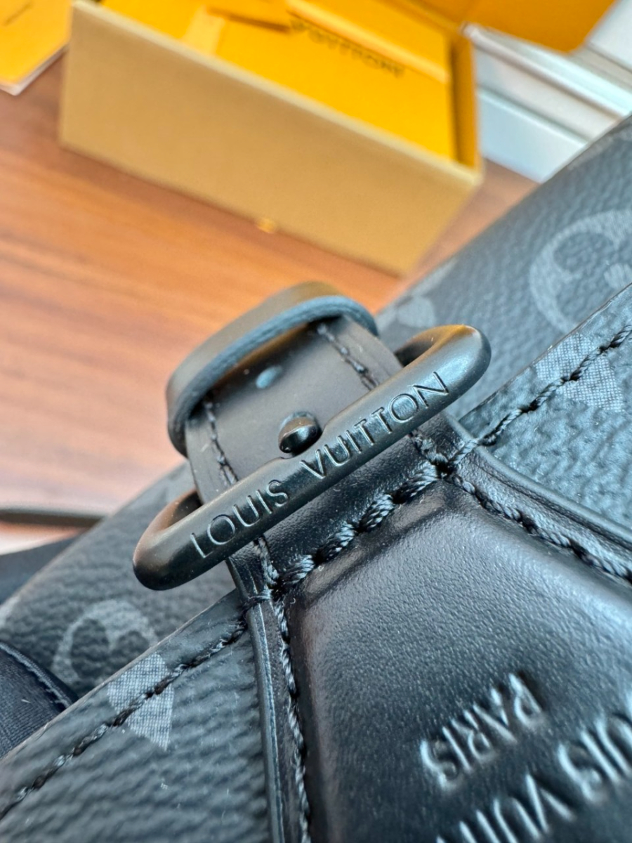 하얀악마 루이비통 몽수리 (8).jpg