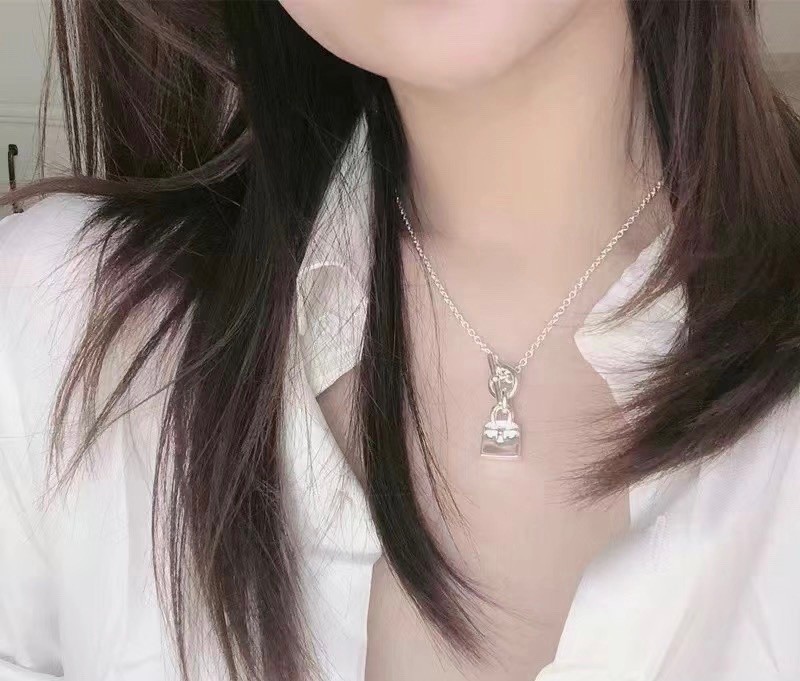 하얀악마 에르메스 목걸이 (2).jpg