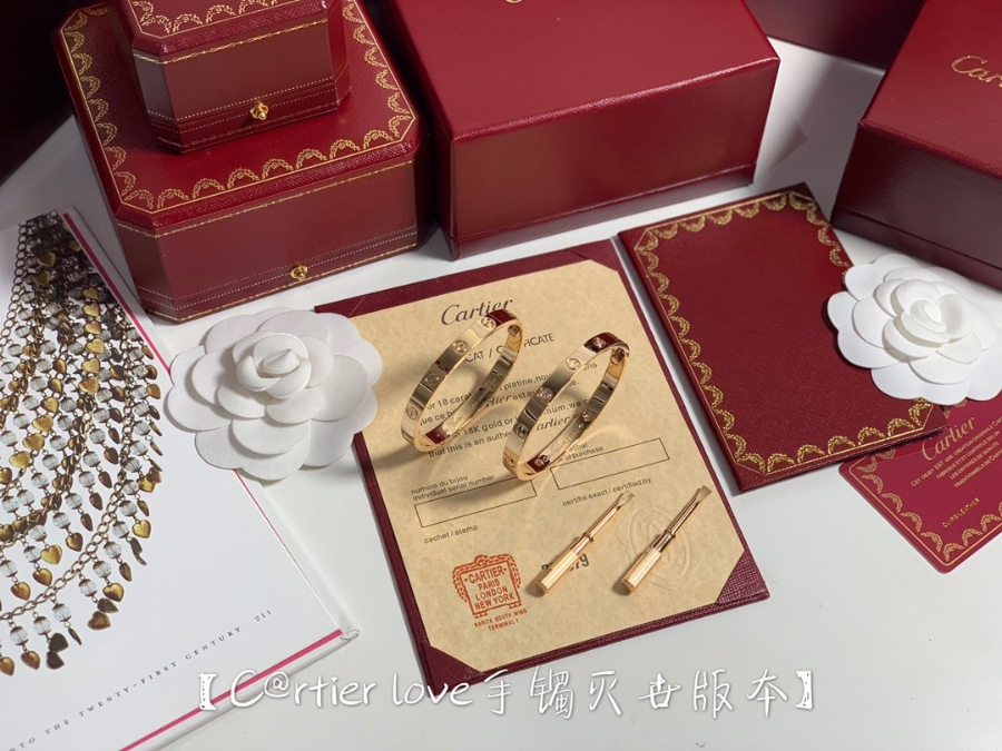 하얀악마 까르띠에 팔찌 (3).jpg