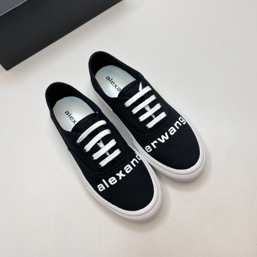 하얀악마 알렉산더왕 스니커즈 (2).jpg