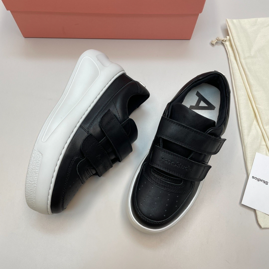 하얀악마 아크네 스니커즈 (2).jpg