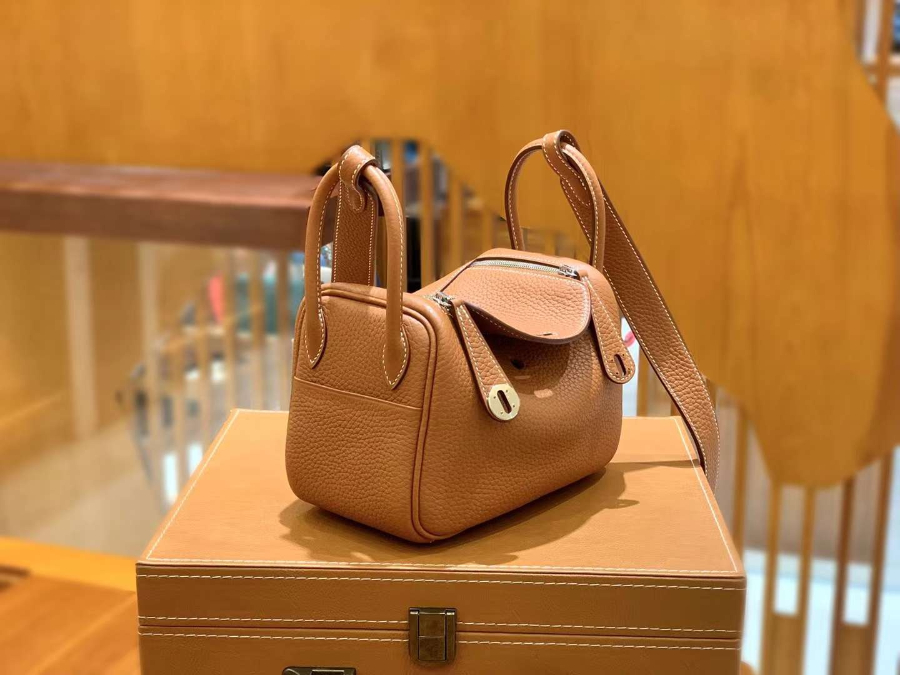 하얀악마 에르메스 린디백 (2).jpg