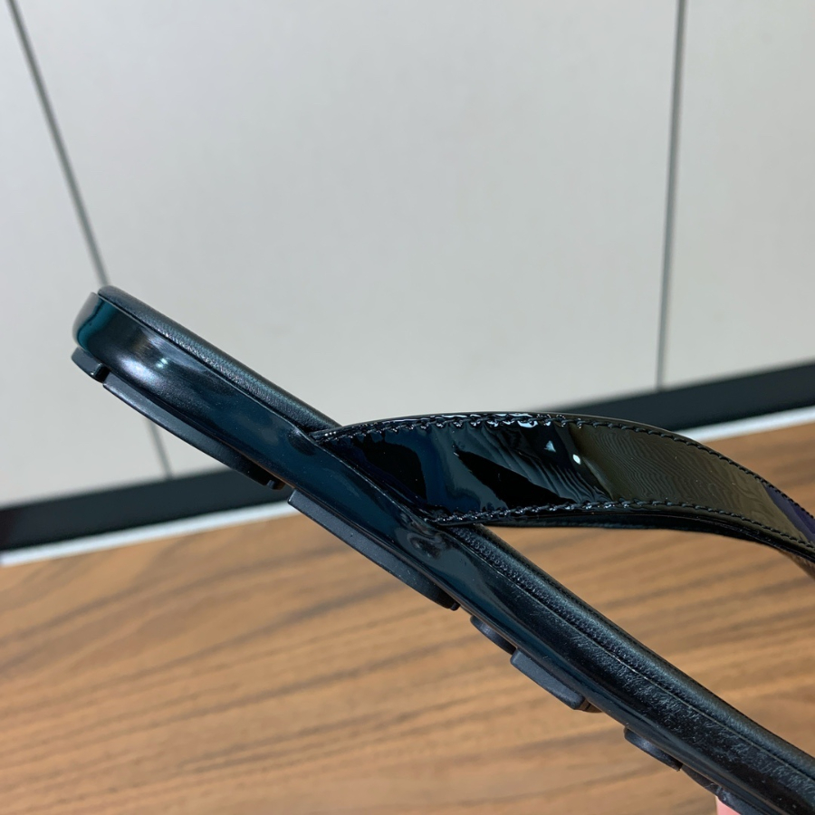 하얀악마 프라다 샌들 (7).jpg