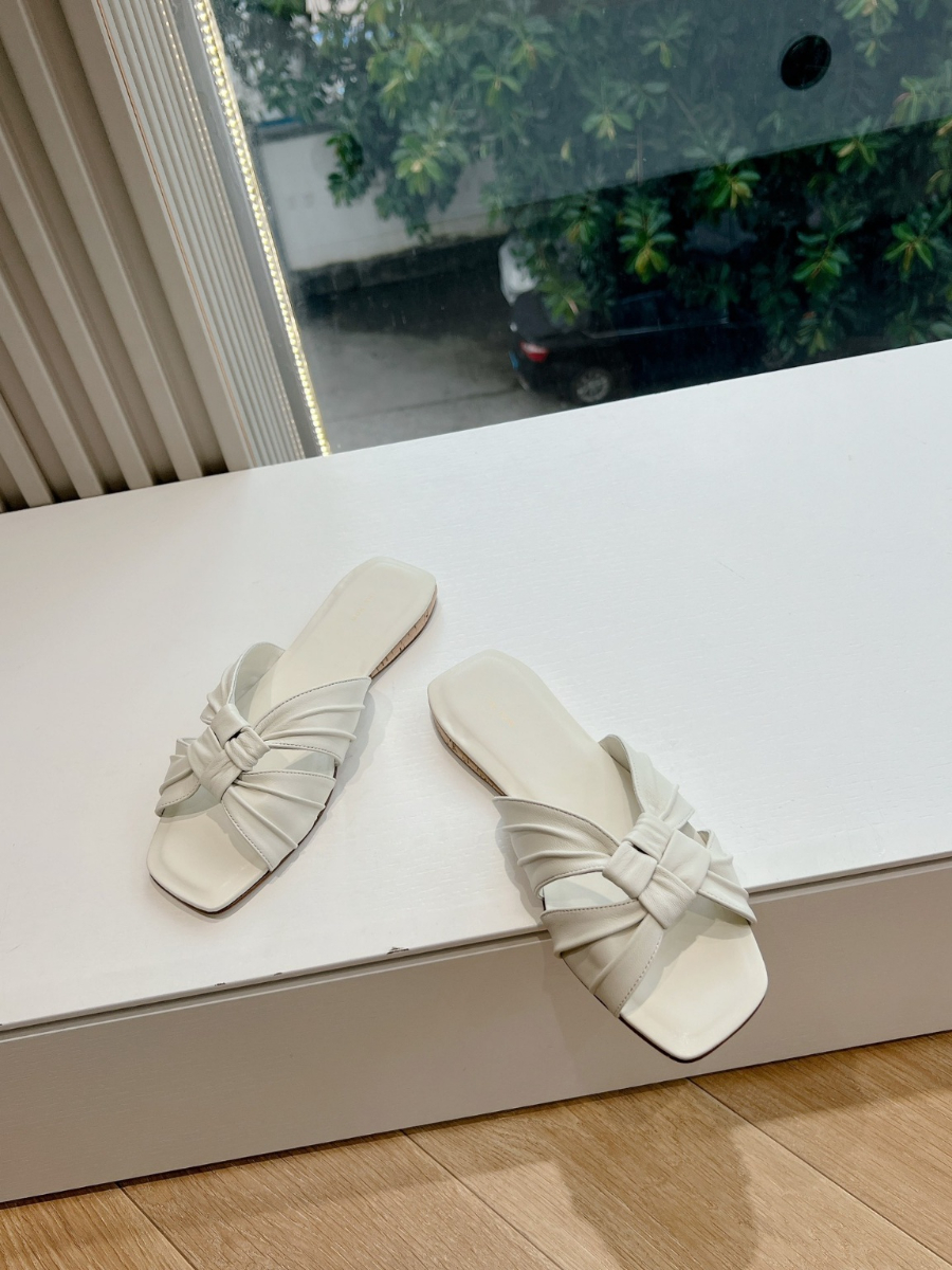 하얀악마 더로우 슬리퍼 (4).jpg