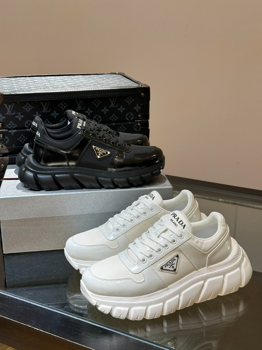 하얀악마 프라다 스니커즈 (1).jpg