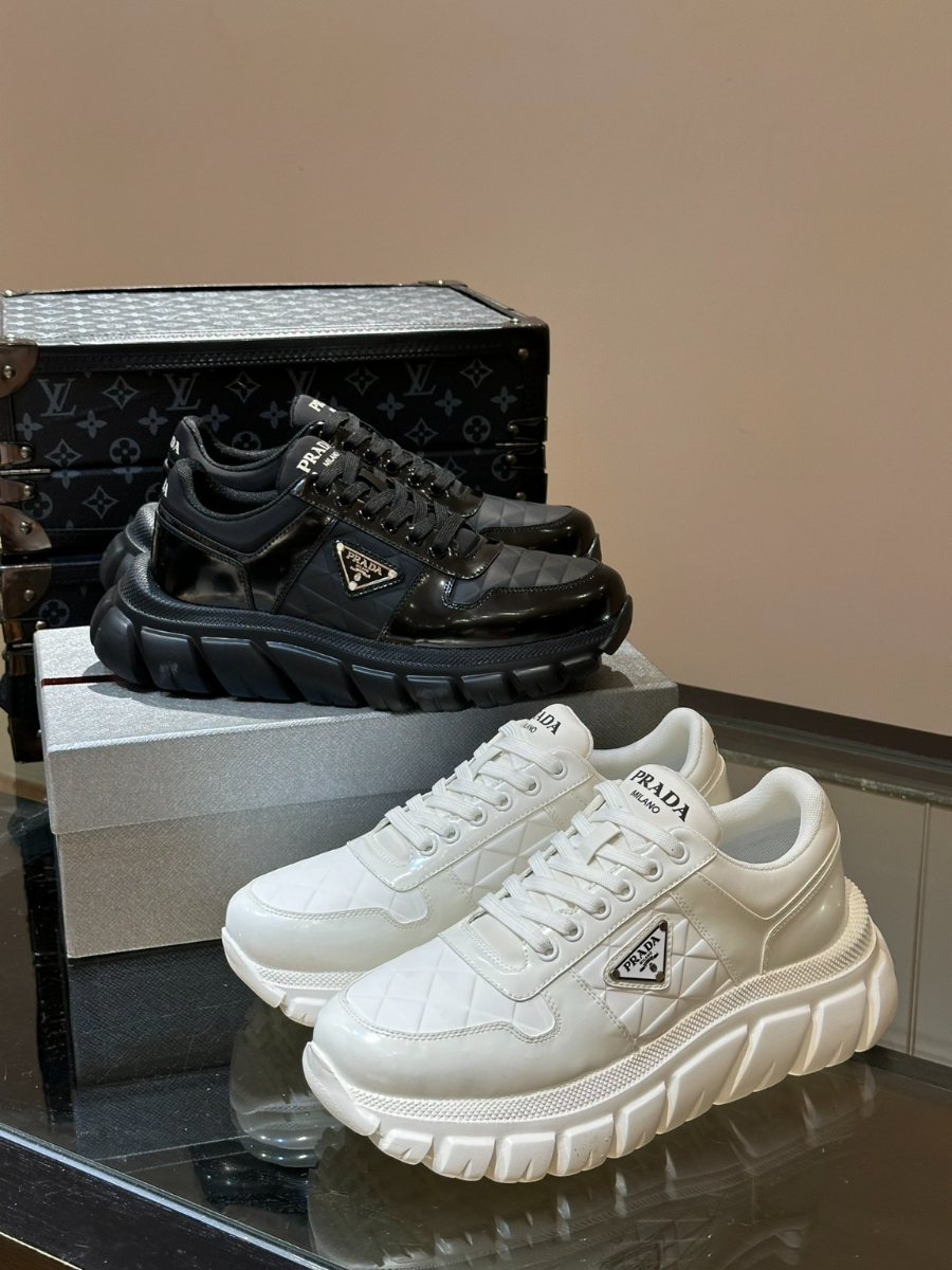하얀악마 프라다 스니커즈 (1).jpg