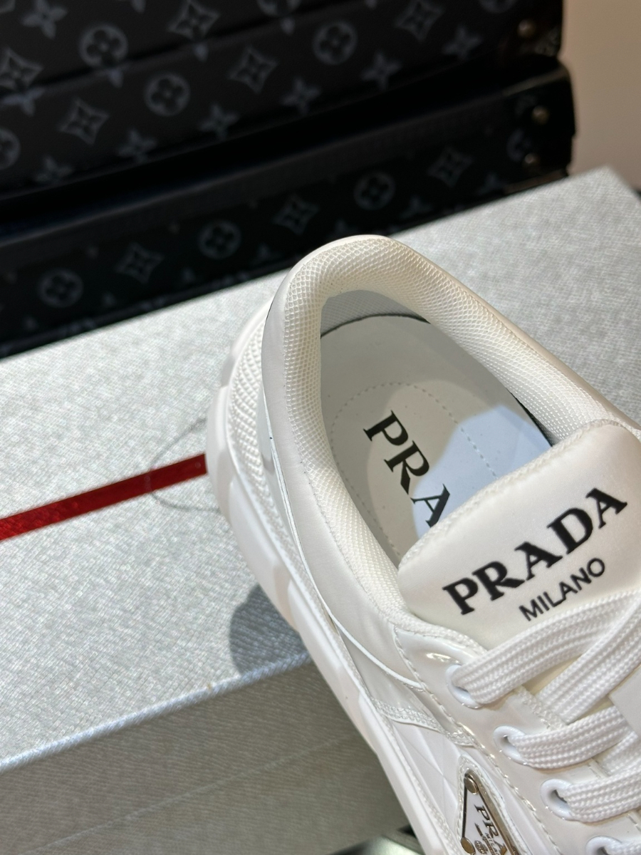 하얀악마 프라다 스니커즈 (10).jpg