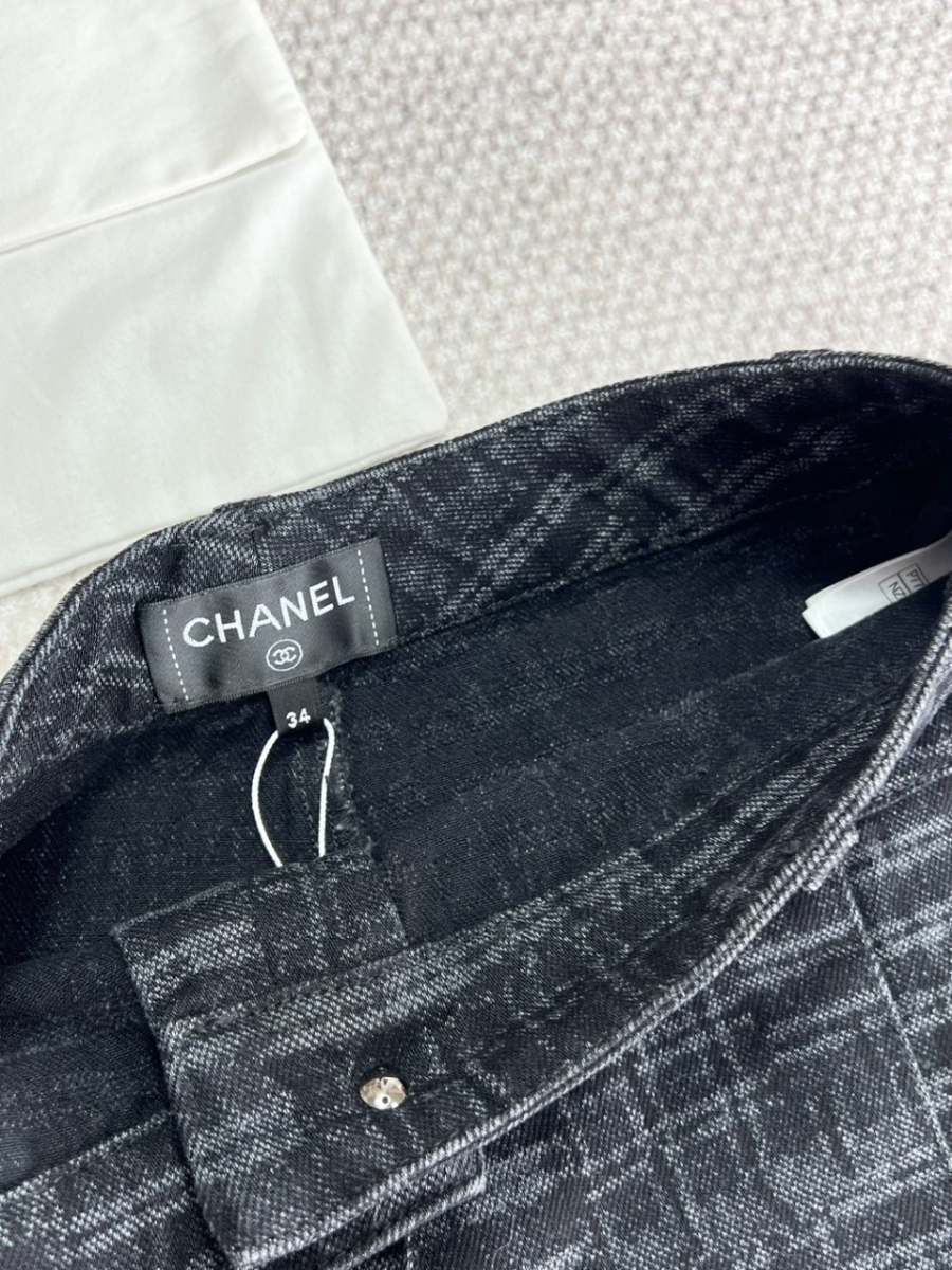 하얀악마 샤넬 반바지 (9).jpg