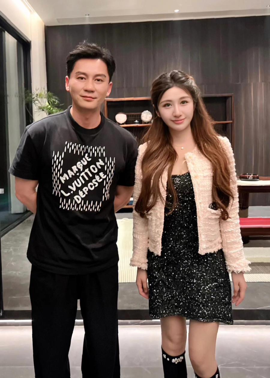 하얀악마 루이비통 티셔츠 (3).jpg