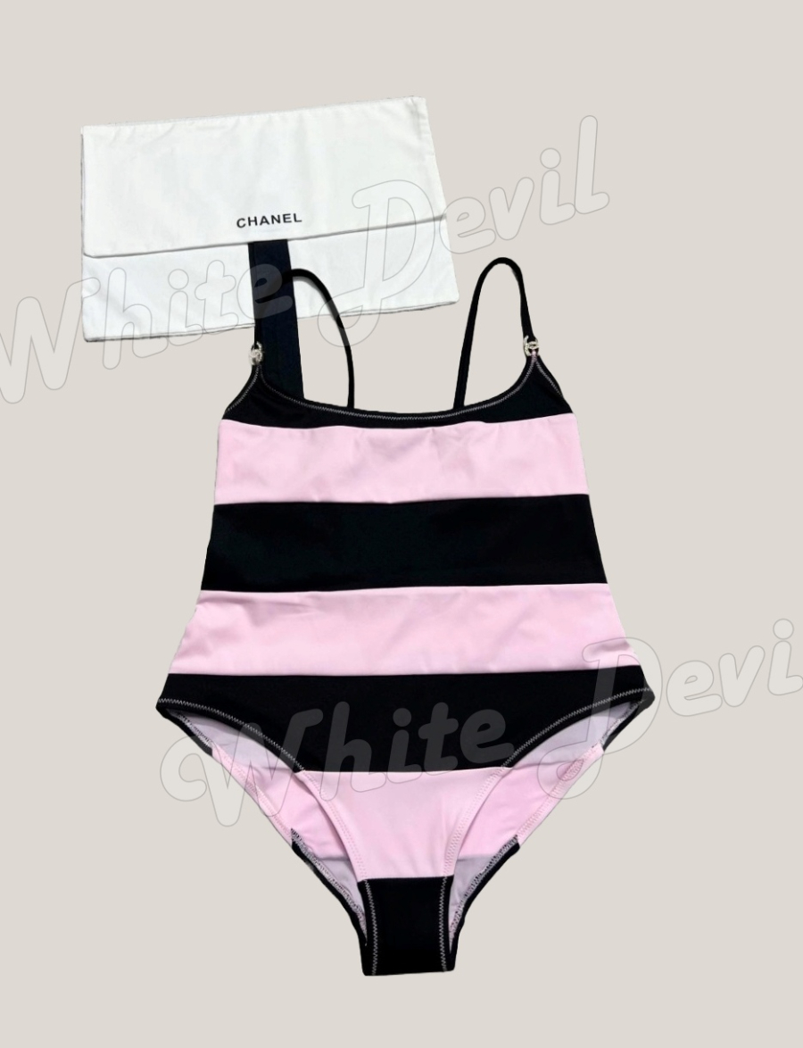 하얀악마 샤넬 수영복 (1).jpg