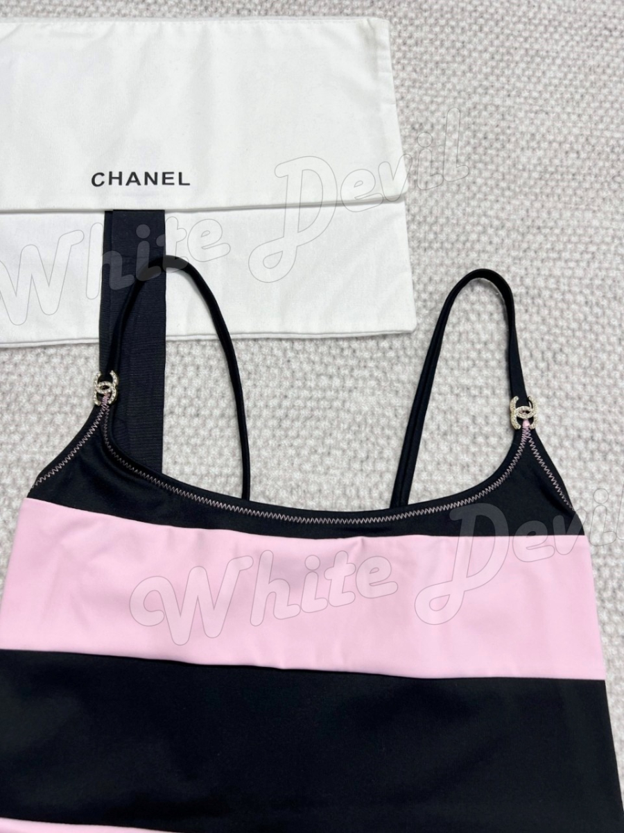 하얀악마 샤넬 수영복 (9).jpg