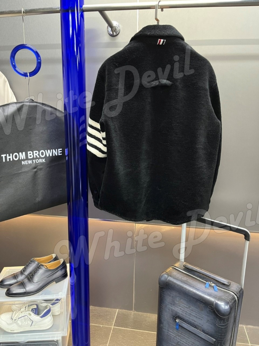 하얀악마 톰브라운 양털자켓 (10).jpg