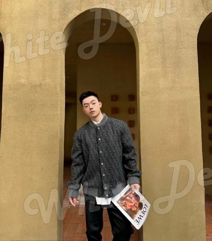 하얀악마 펜디 자켓 (3).jpg