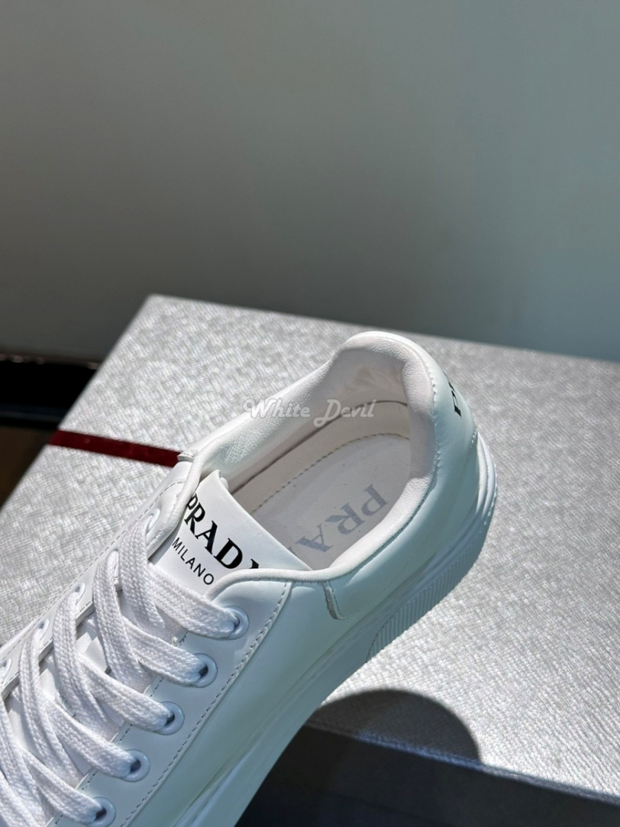 하얀악마 프라다 스니커즈 (12).jpg