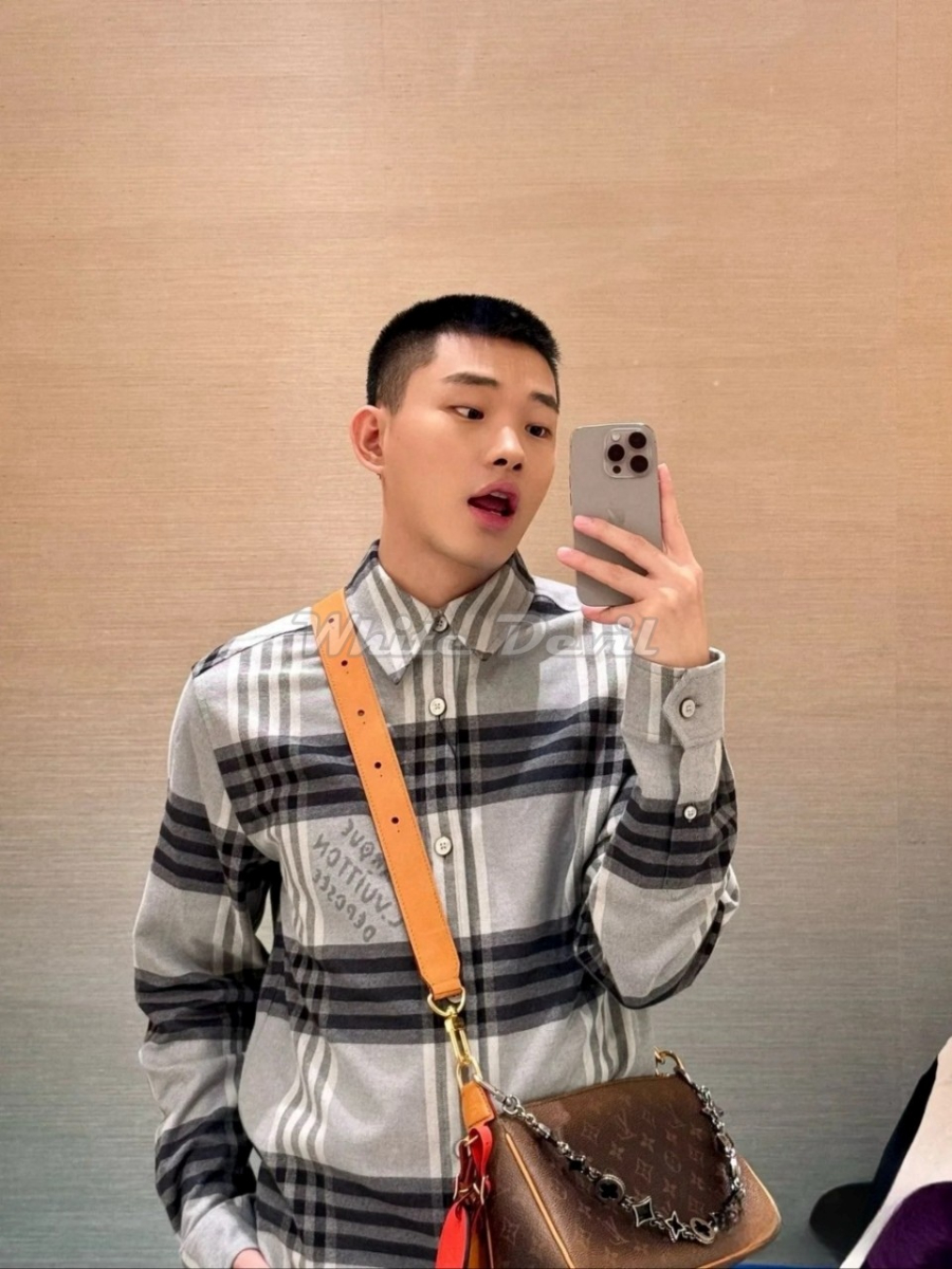 하얀악마 루이비통 롱 슬리브드 코튼 플란넬 셔츠 (3).jpg