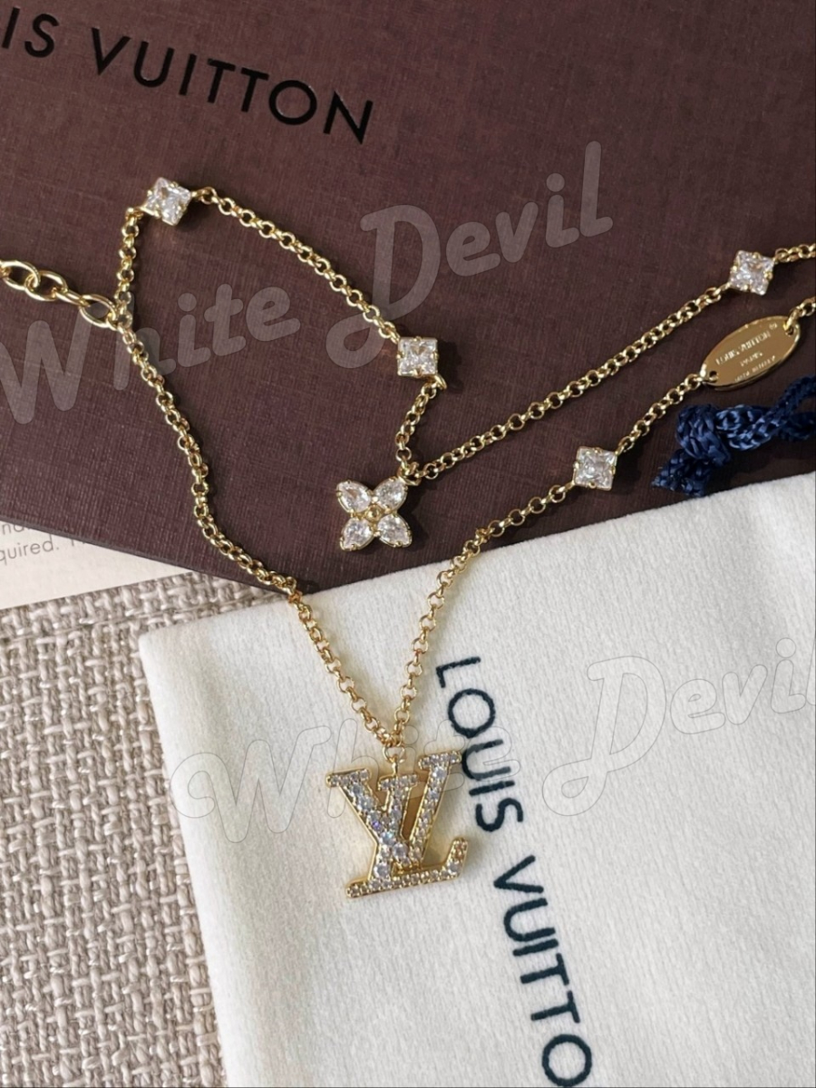 하얀악마 루이비통 팔찌 (7).jpg