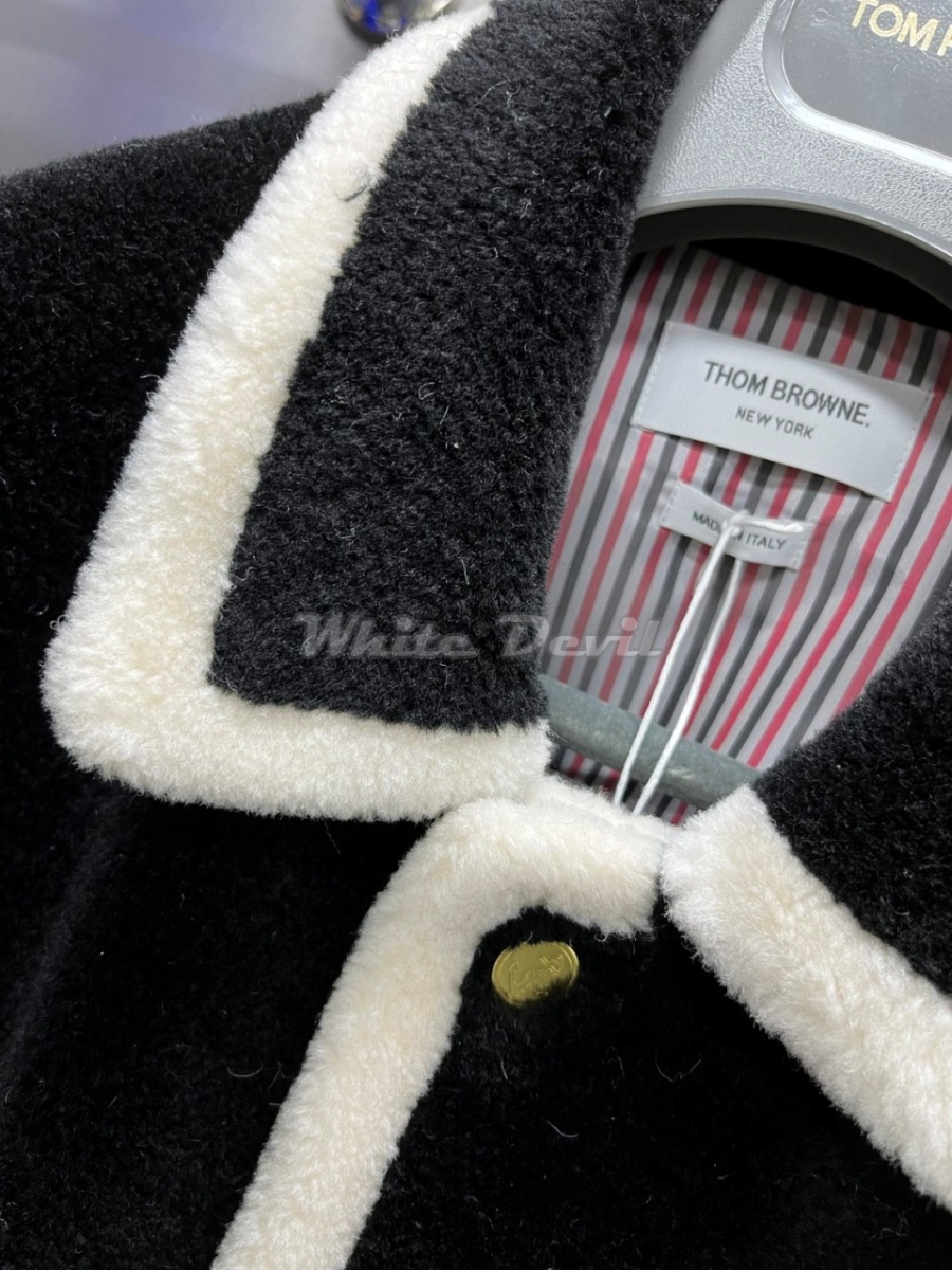 하얀악마 톰브라운 코트 (5).jpg