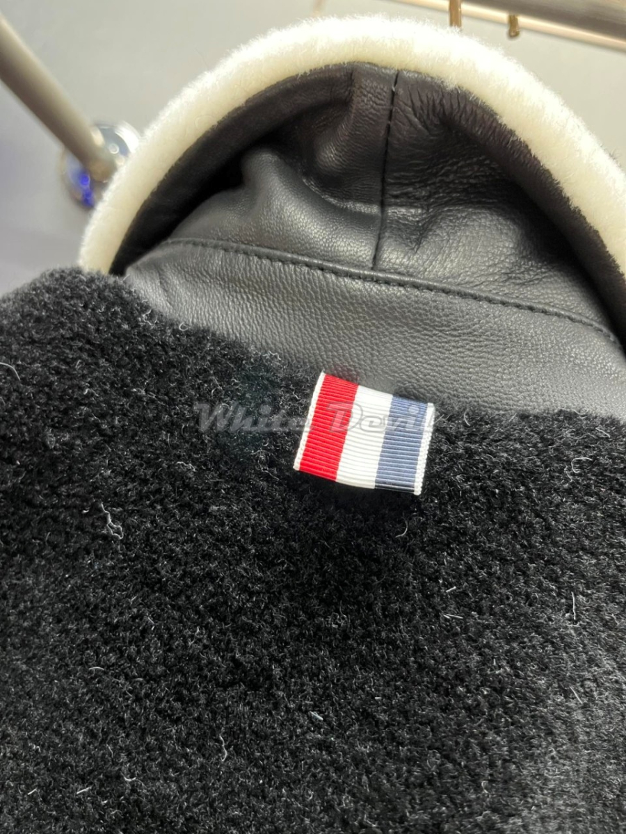 하얀악마 톰브라운 코트 (10).jpg