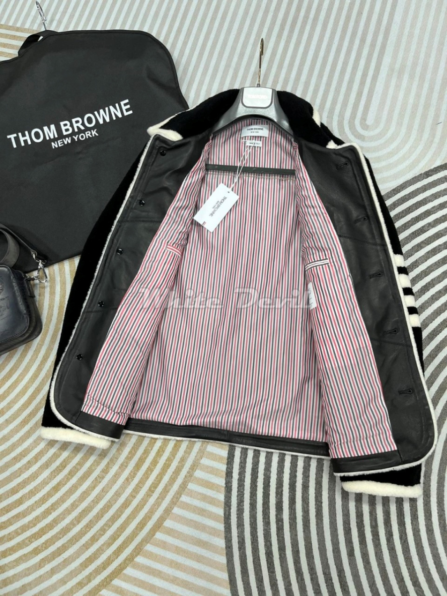 하얀악마 톰브라운 코트 (13).jpg