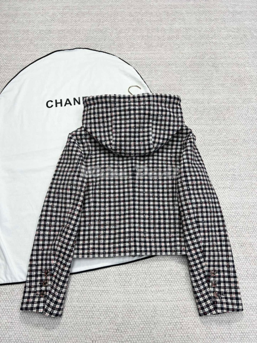 하얀악마 샤넬 점퍼 (6).jpg