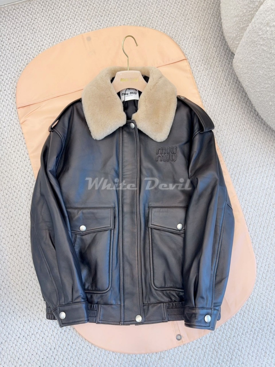 하얀악마 미우미우 가죽자켓 (13).jpg