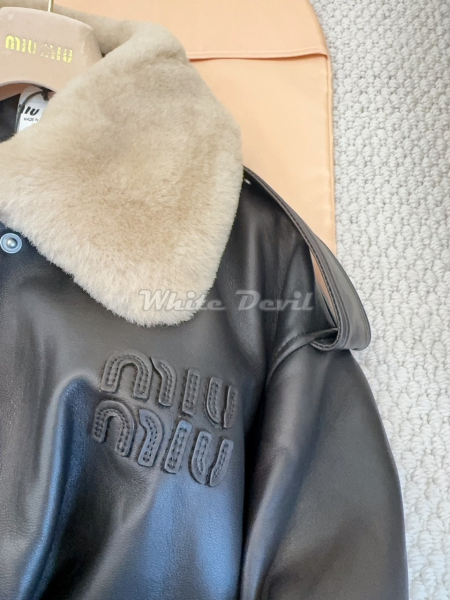 하얀악마 미우미우 가죽자켓 (15).jpg