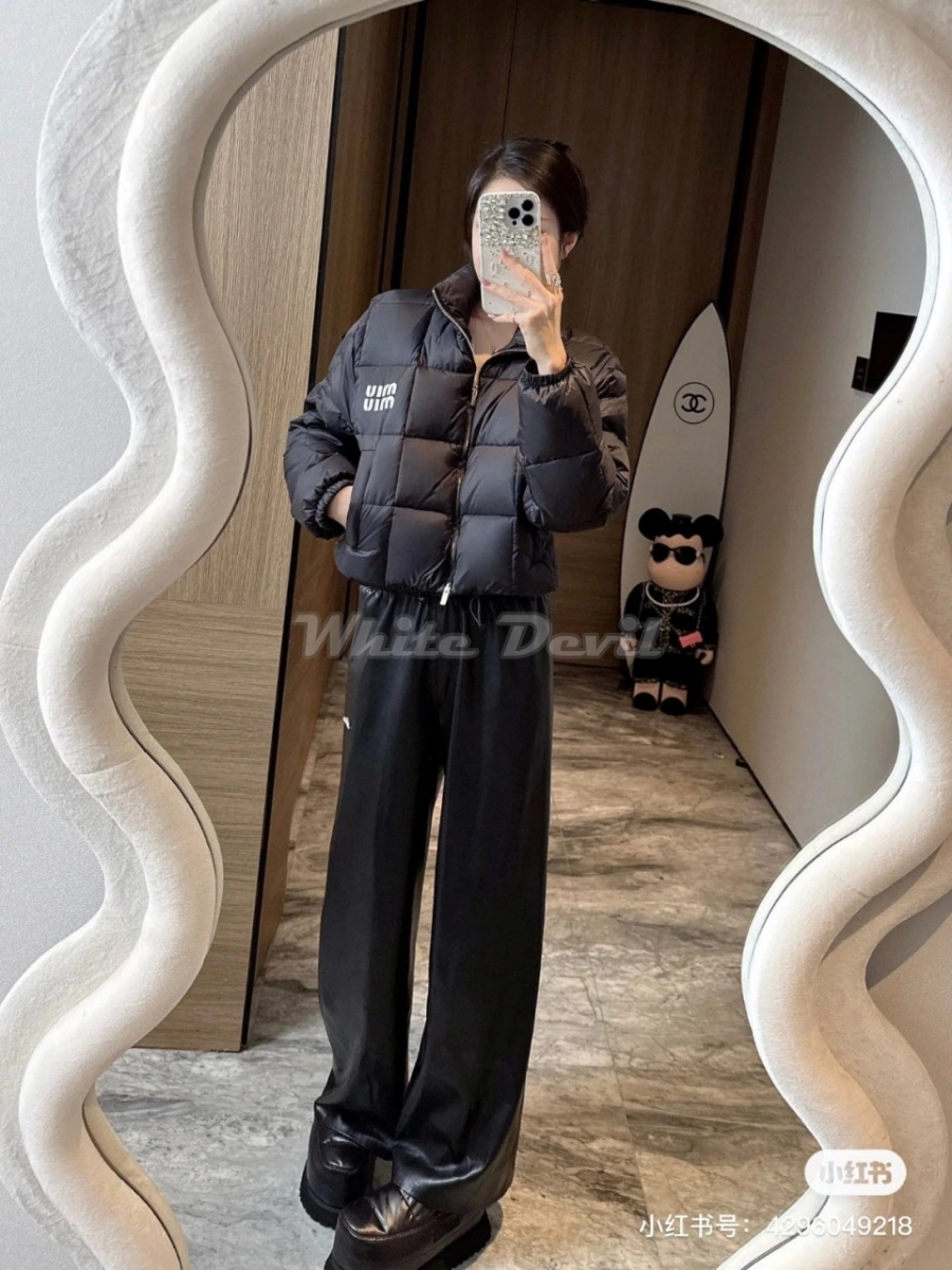 하얀악마 미우미우 패딩 (2).jpg