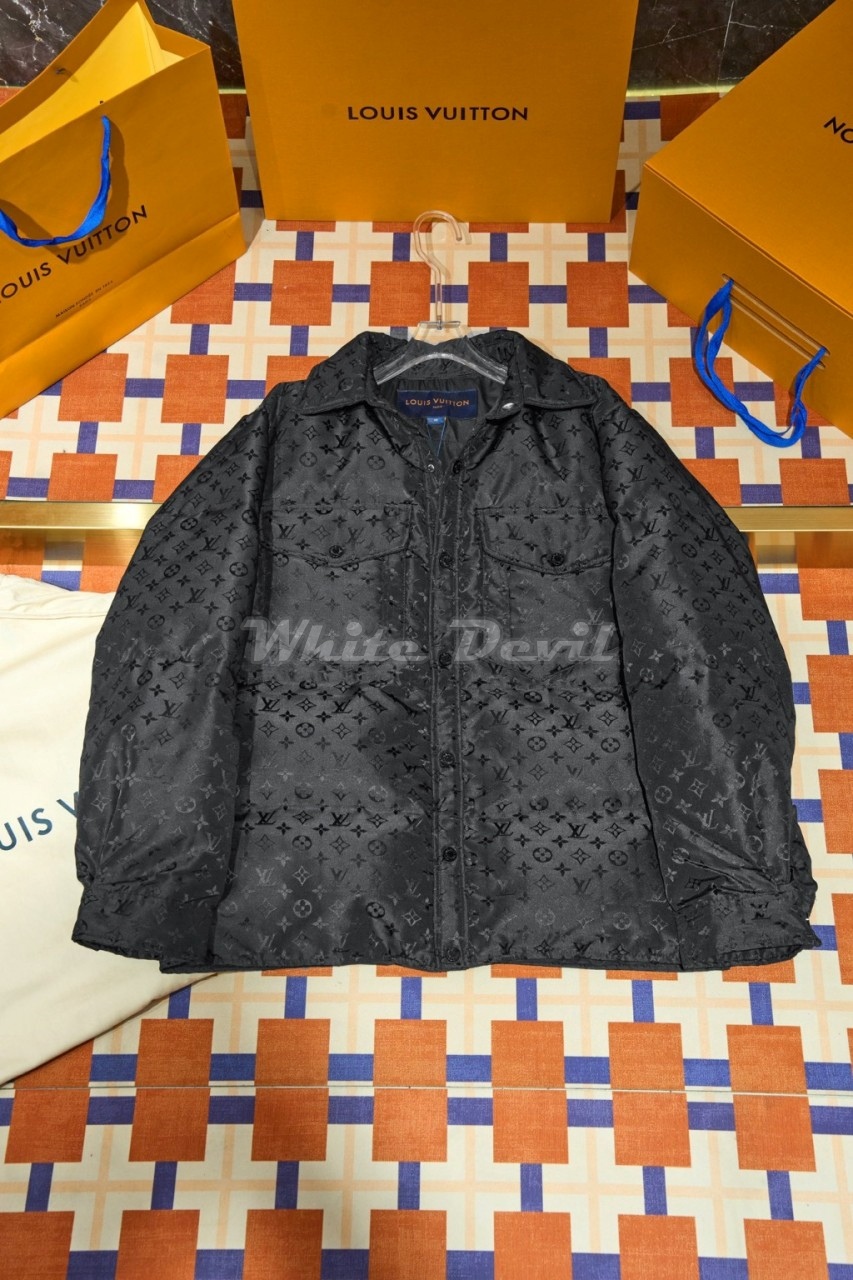 하얀악마 루이비통 패딩 (5).jpg