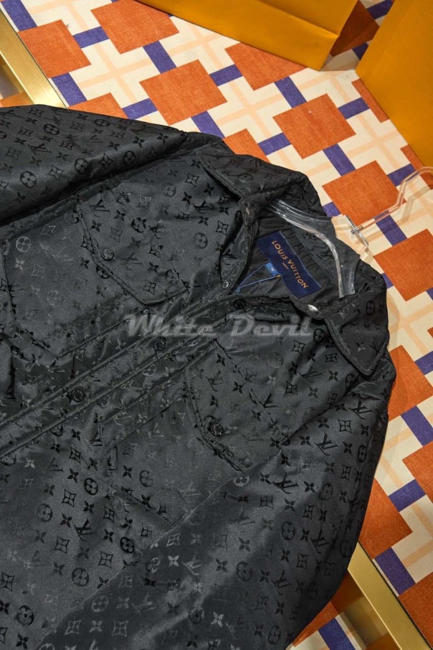 하얀악마 루이비통 패딩 (6).jpg