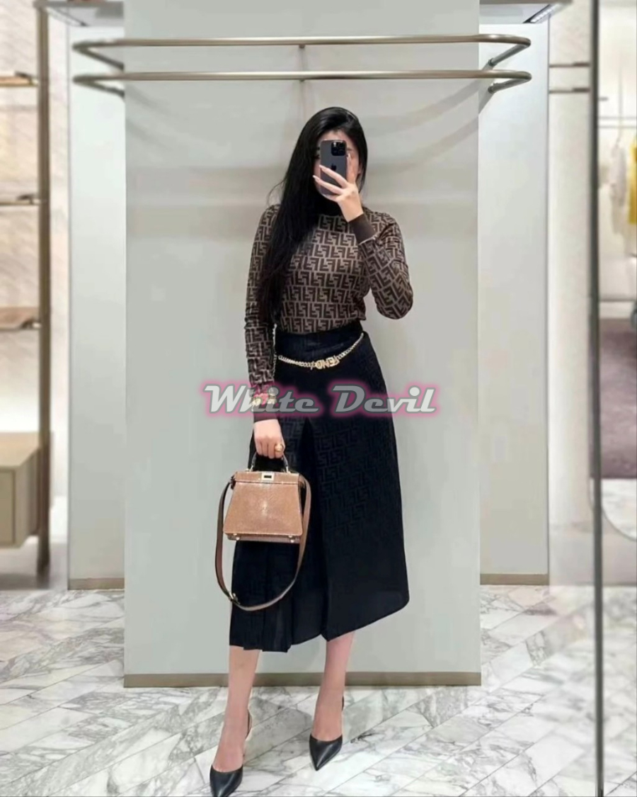 하얀악마 펜디 니트 (2).jpg