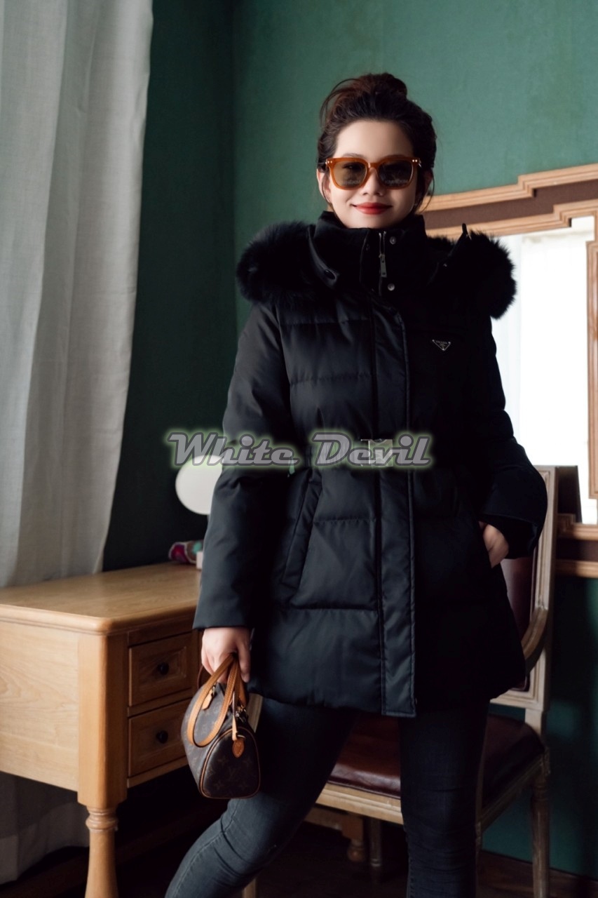 하얀악마 프라다 패딩 (2).jpg