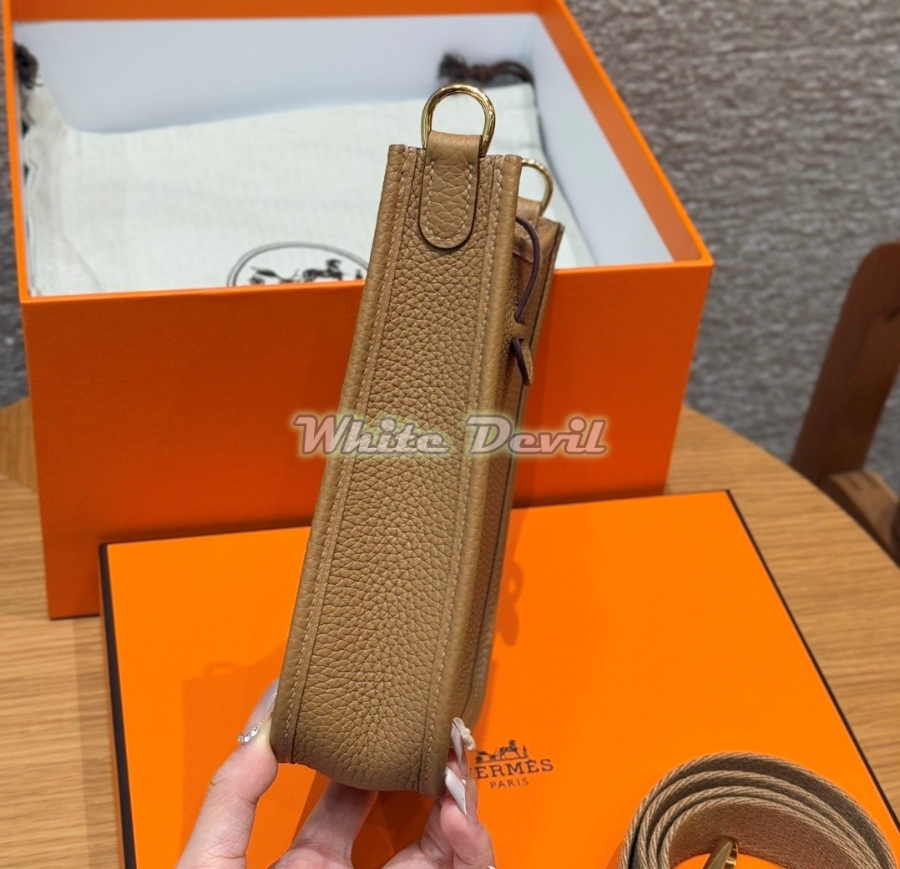 하얀악마 에르메스 에블린 (5).jpg