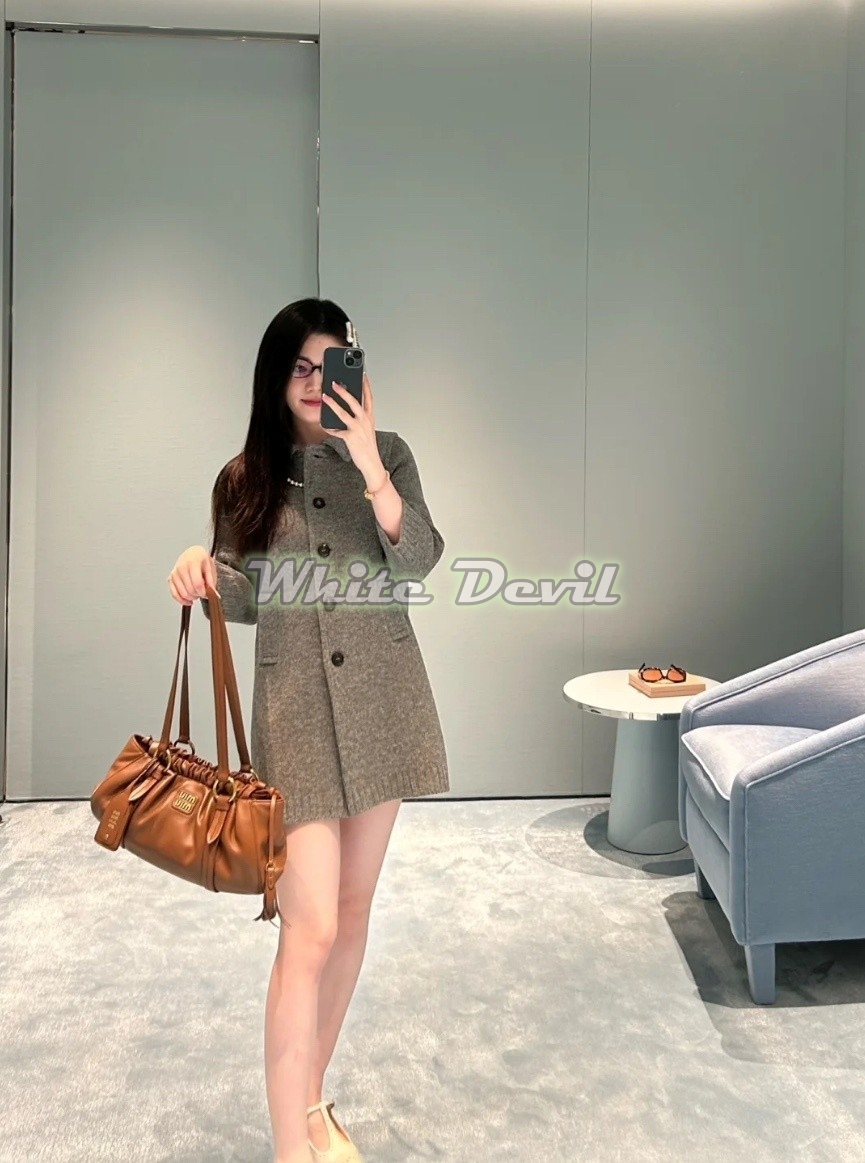 하얀악마 미우미우 숄더백 (2).jpg