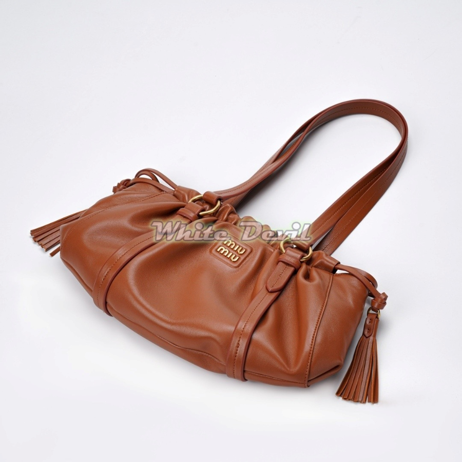 하얀악마 미우미우 숄더백 (9).jpg