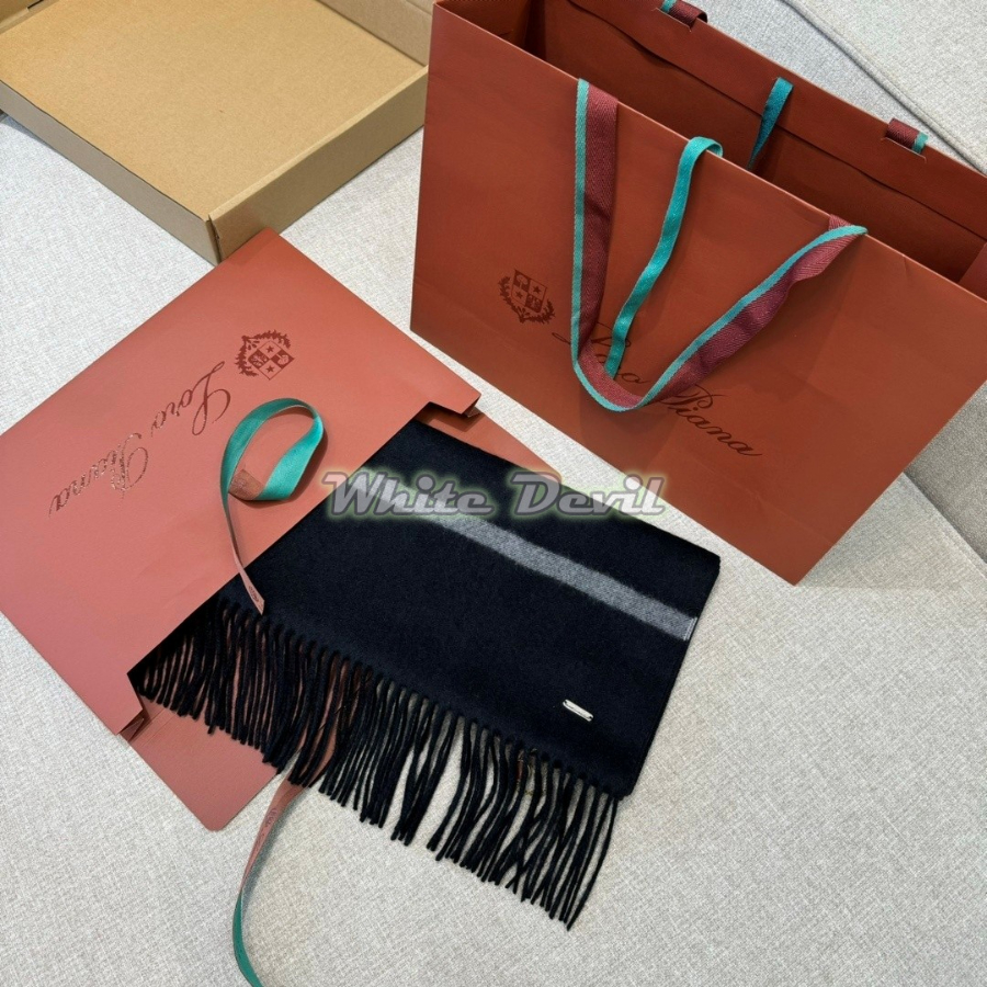 하얀악마 로로피아나 목도리 (4).jpg