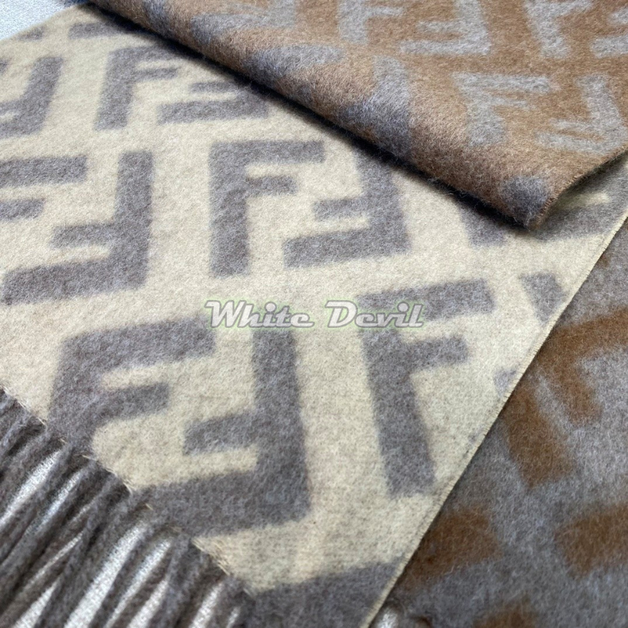 하얀악마 펜디 목도리 (7).jpg